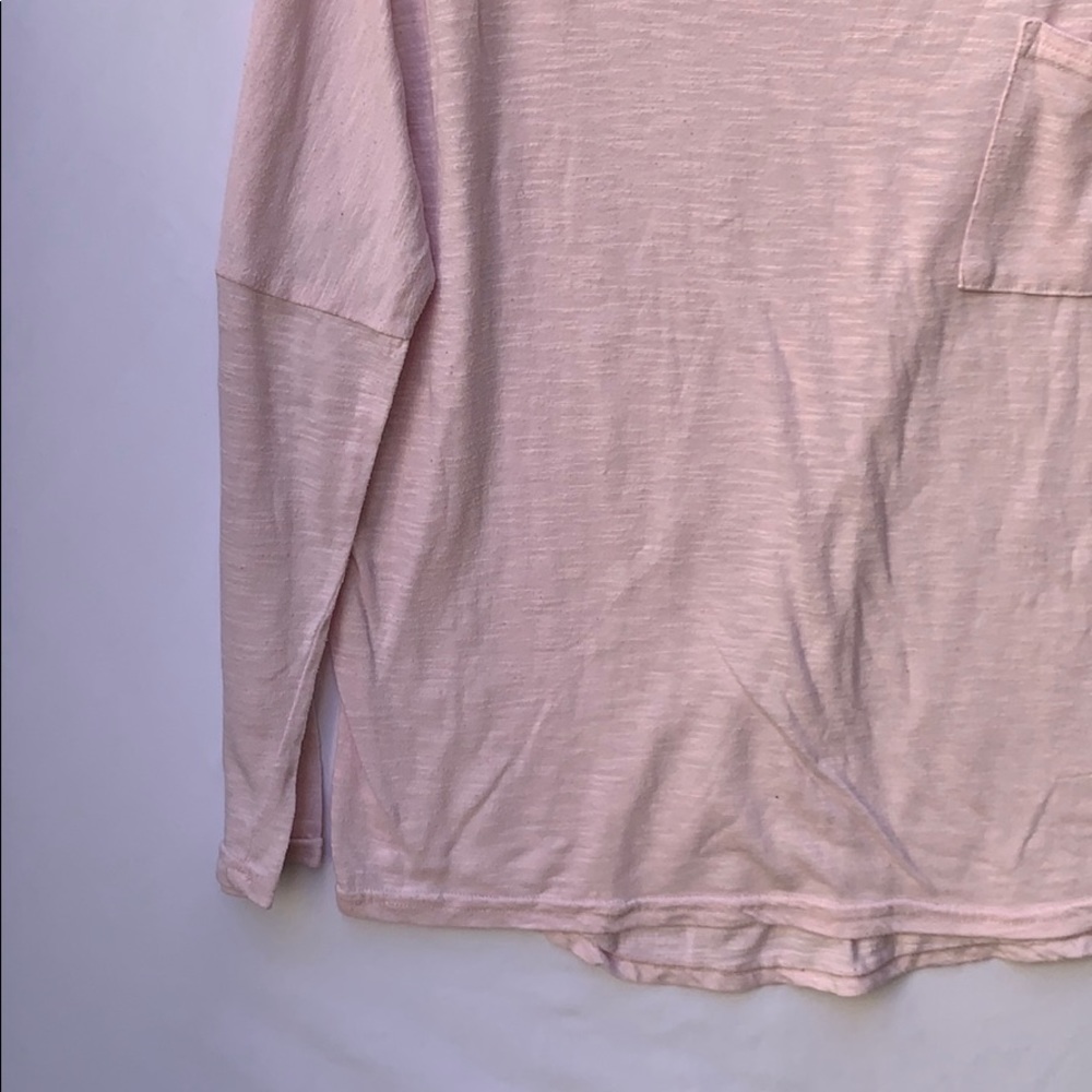 Lightweight Tee - Picture 4 of 9